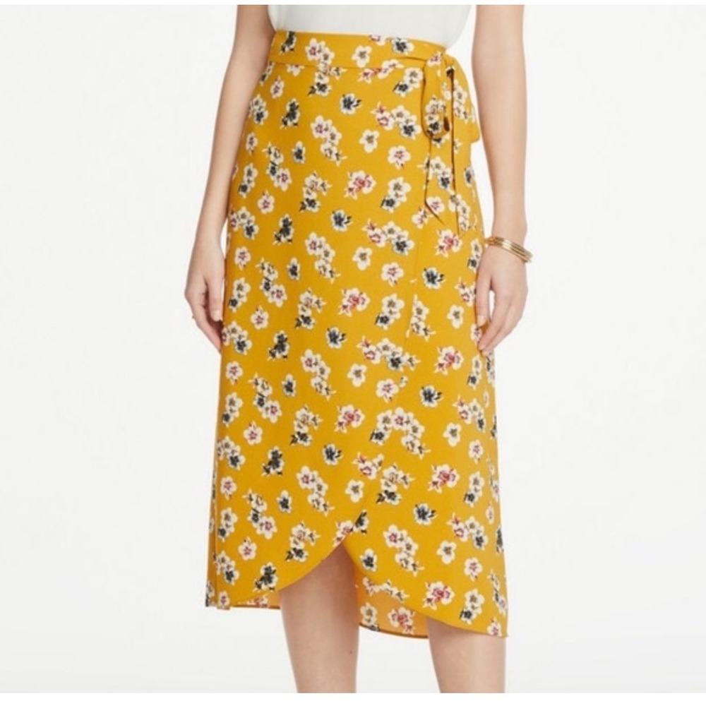 NWOT Ann Taylor Mustard Yellow Floral Wrap Midi Skirt Size‎ 4 Tulip Hem